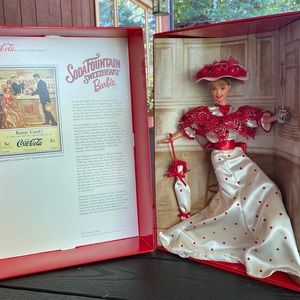 NRFB - 1996 Soda Fountain Sweetheart Barbie🥤🌹
